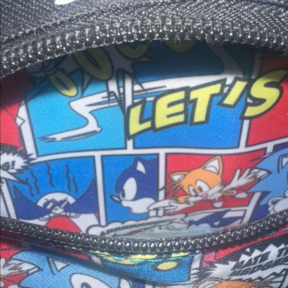 Mini Sonic the Hedgehog Backpack - Picture 7 of 7